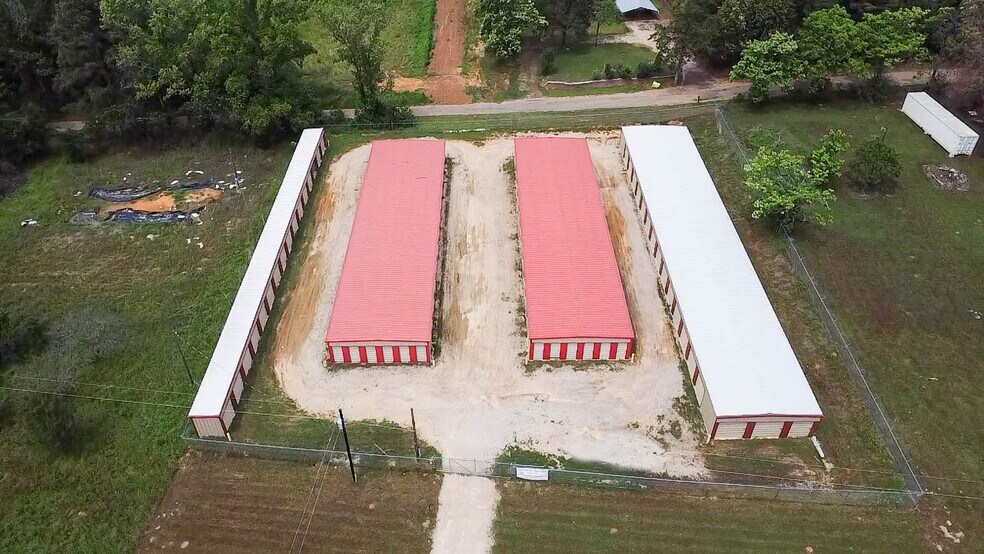 8434 State Highway 154 W, Gilmer, TX à vendre - Photo du bâtiment - Image 3 de 5