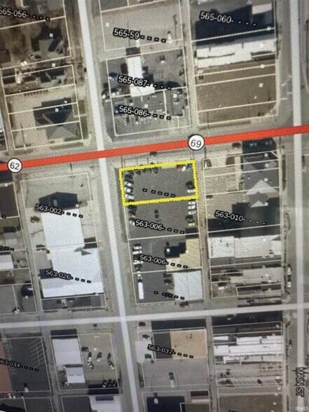 311 W College Ave, Mount Vernon, IN à vendre - Photo du bâtiment - Image 3 de 9