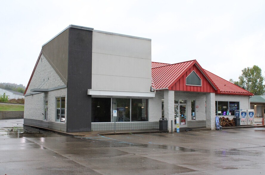 1101 Gilman Ave, Marietta, OH à louer - Photo du bâtiment - Image 2 de 30