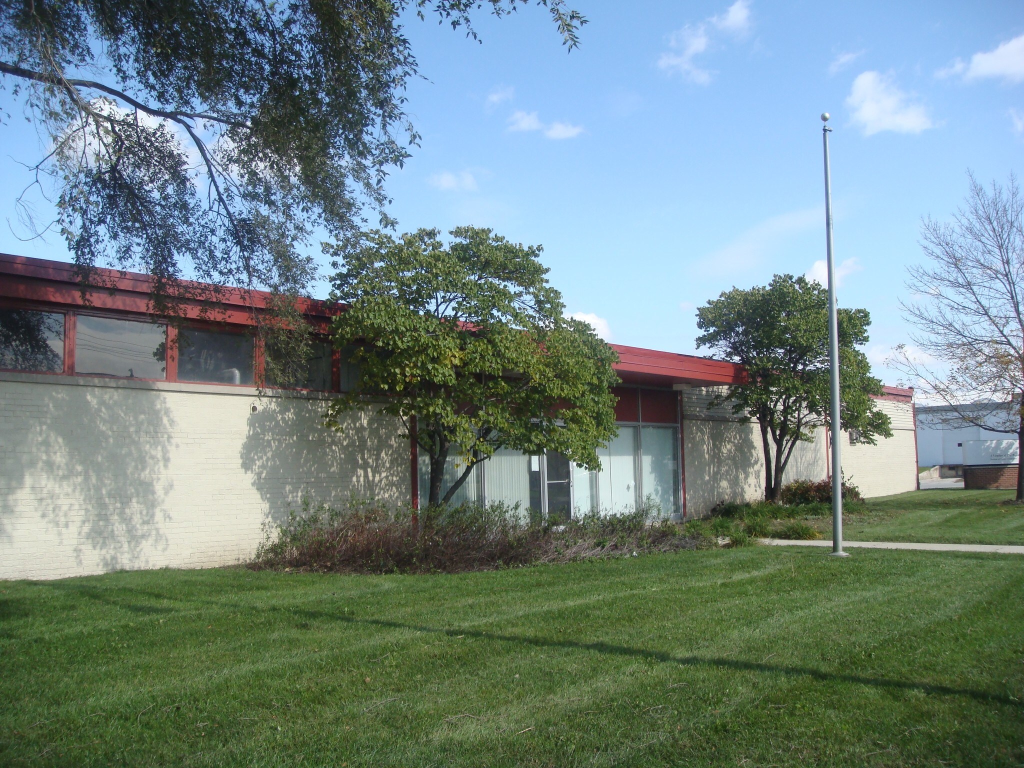 410 Factory Rd, Addison, IL for lease Building Photo- Image 1 of 14