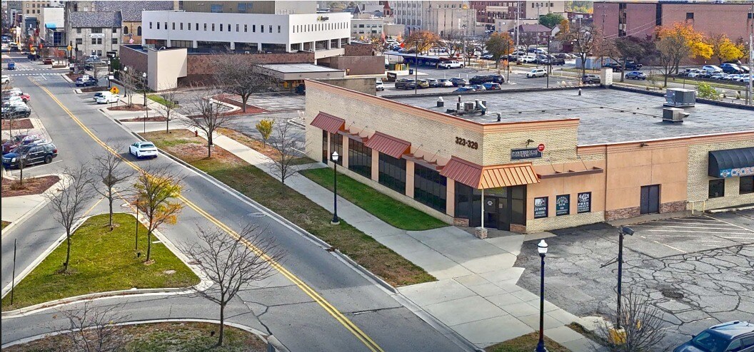 323-329 W Michigan Ave, Jackson, MI for lease Building Photo- Image 1 of 2