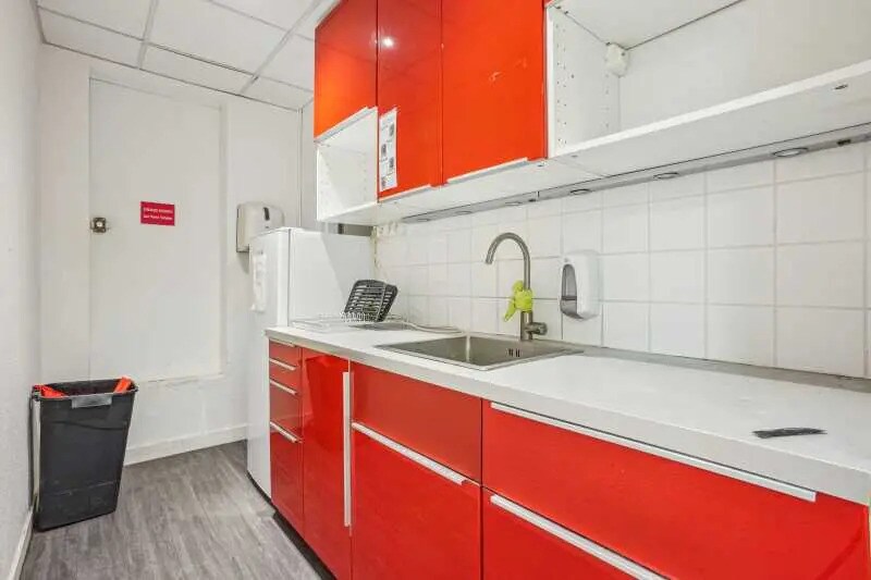 Bureau dans Levallois-Perret à louer - Photo du bâtiment - Image 3 de 6