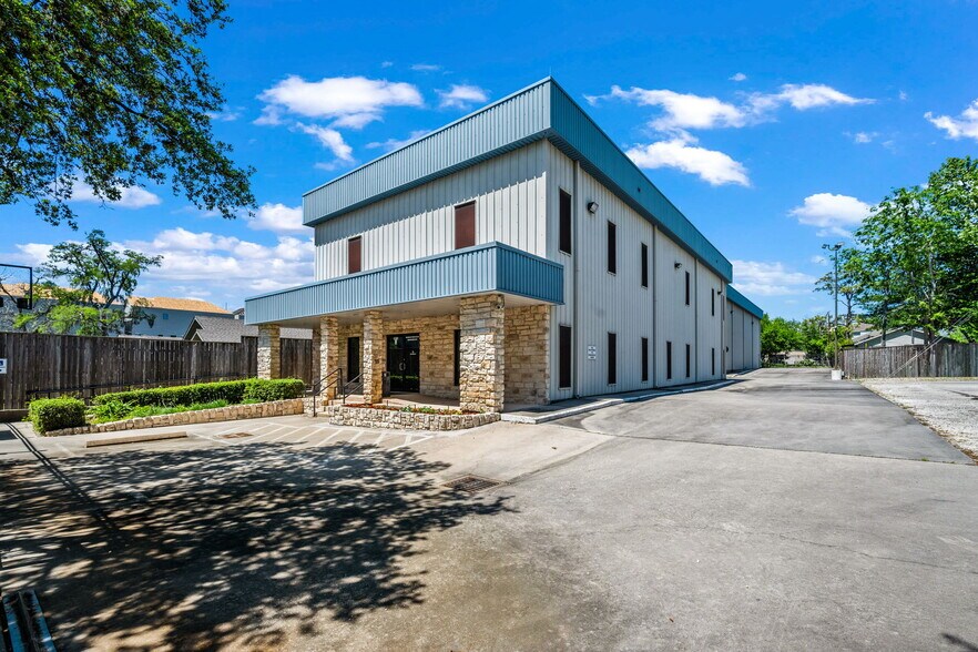 901 W 18th St, Houston, TX à vendre - Photo du bâtiment - Image 3 de 59