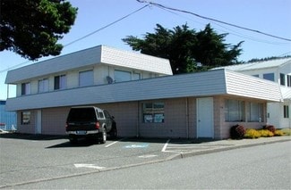 Plus de détails pour 94181 4th St, Gold Beach, OR - Bureau à vendre