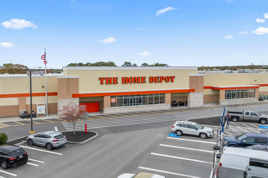 768 Iyannough Rd, Hyannis, MA for lease - Building Photo - Image 3 of 6