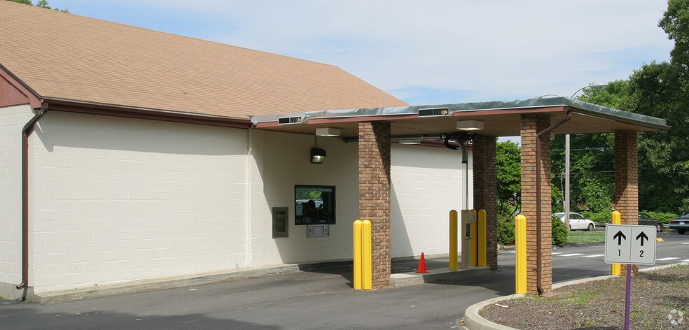 1303-1313 Gold Star Hwy, Groton, CT for sale - Building Photo - Image 3 of 22