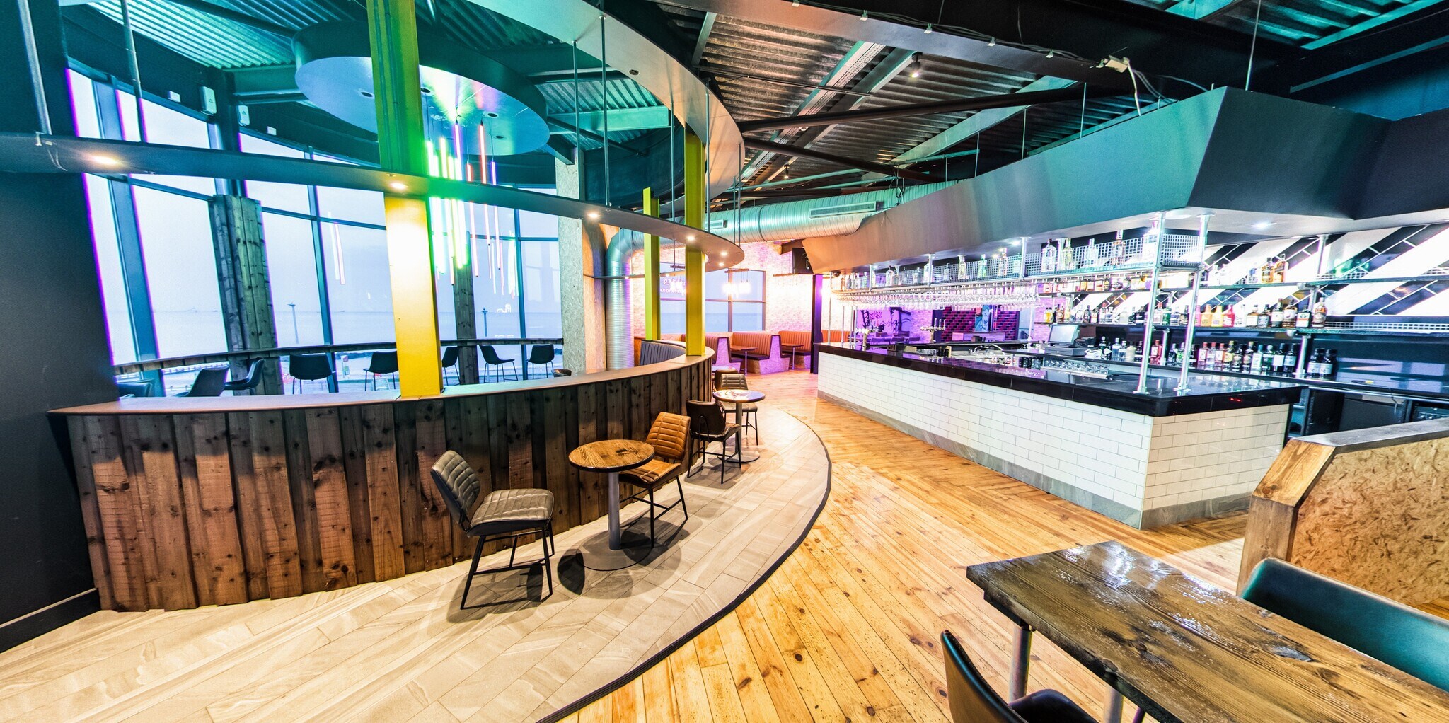 1A Beach Esplanade, Aberdeen à louer Photo du bâtiment- Image 1 de 12