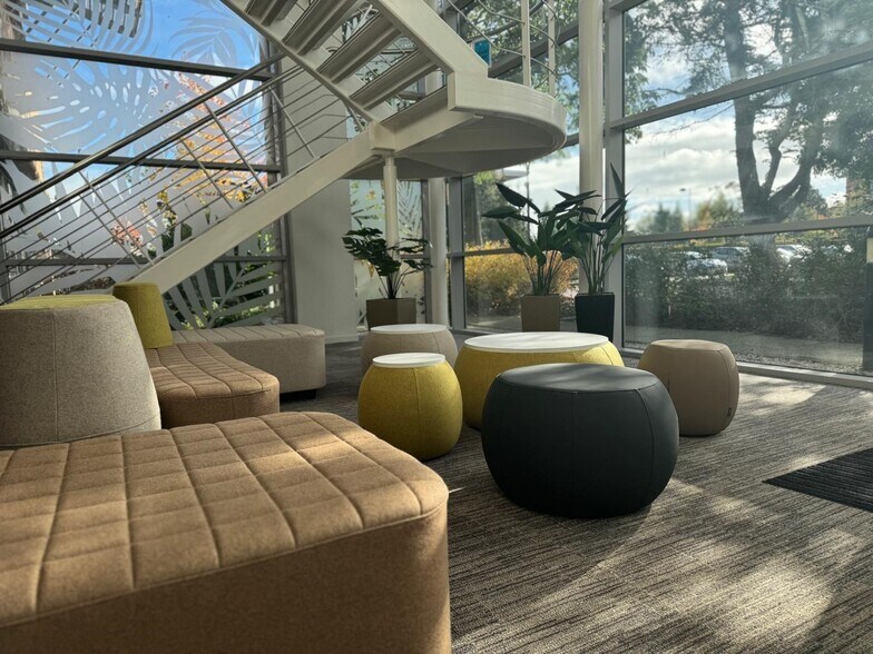 1 Finch Way, Bellshill à louer - Photo intérieure - Image 3 de 10