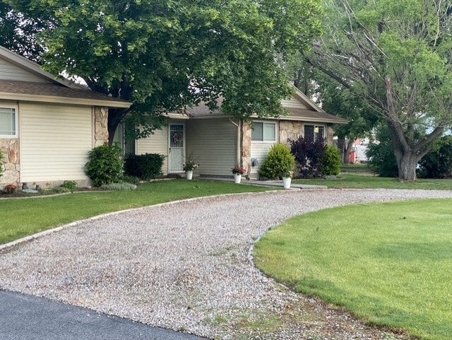 10456 S 3010 W, South Jordan, UT à vendre - Photo principale - Image 1 de 18