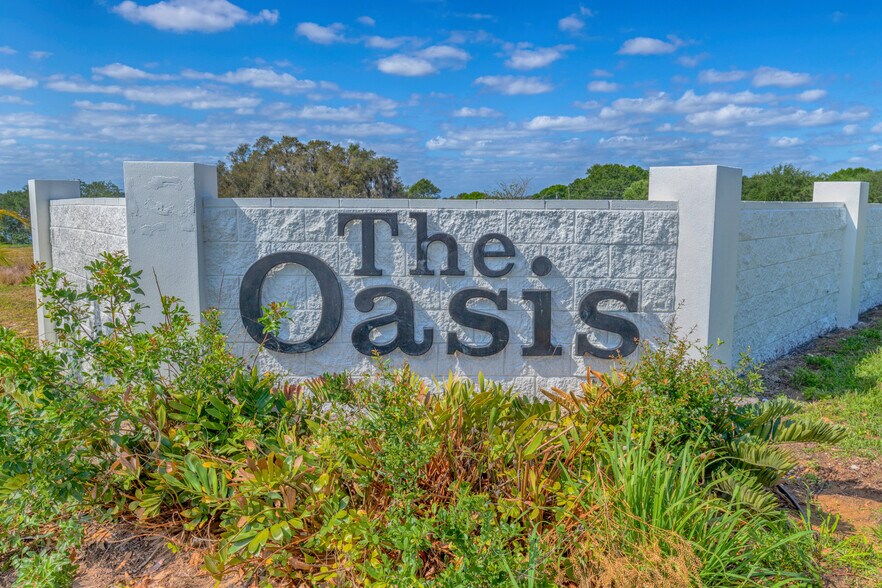 1900 Oasis Blvd Oasis Blvd., Sebring, FL à vendre - Photo du bâtiment - Image 3 de 22