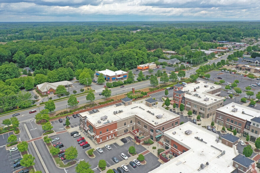 309 Pisgah Church Rd, Greensboro, NC for lease - Aerial - Image 3 of 9