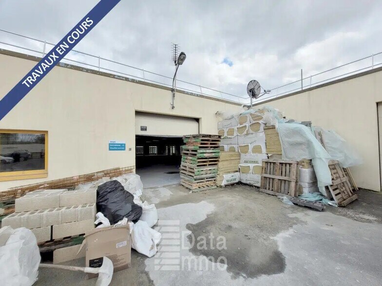 Industrial in Croissy-Beaubourg for lease - Building Photo - Image 2 of 5