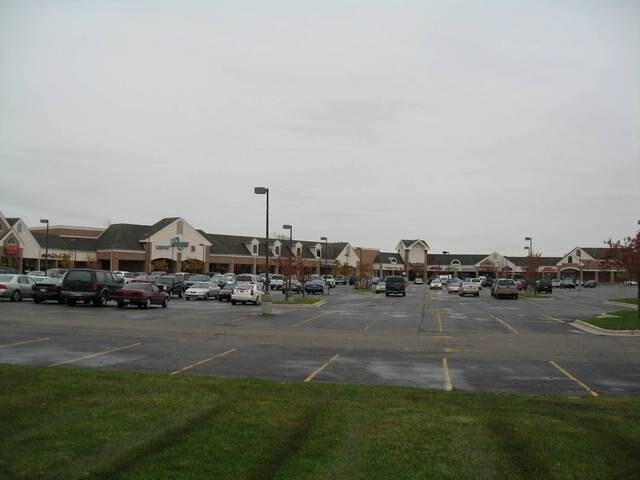 4755-4901 Haggerty Rd, West Bloomfield, MI à louer - Photo du bâtiment - Image 3 de 11