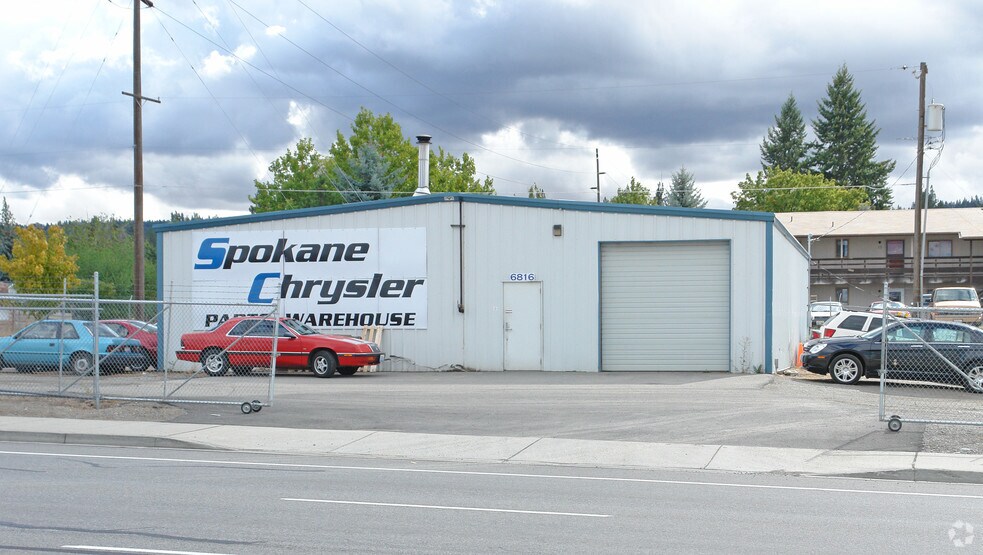 6816 E Appleway Blvd, Spokane, WA for lease - Primary Photo - Image 1 of 2