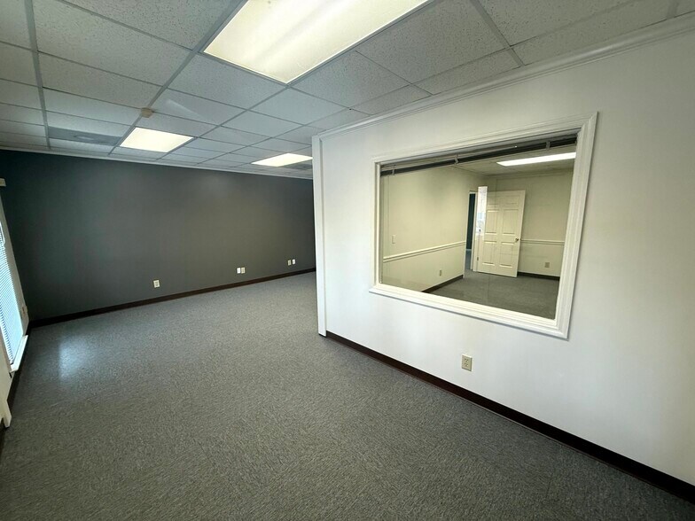 3333 Northside Dr, Macon-Bibb, GA for lease - Building Photo - Image 2 of 7