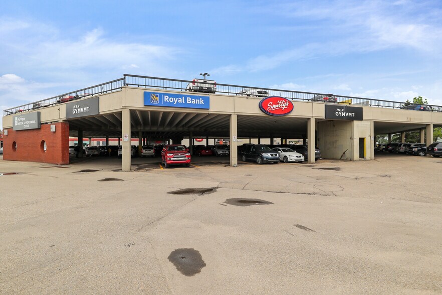 9499 137th Ave NW, Edmonton, AB à louer - Photo du bâtiment - Image 2 de 15