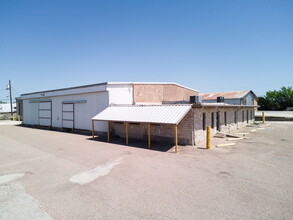 5401 E Veterans Memorial Blvd, Killeen, TX for lease Interior Photo- Image 1 of 31