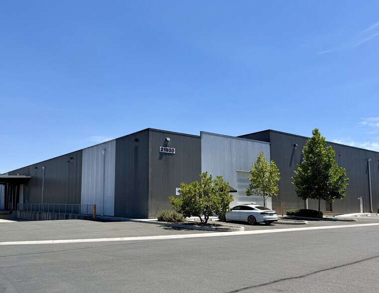21930 Carneros Lake Ln, Sonoma, CA for lease - Building Photo - Image 1 of 6