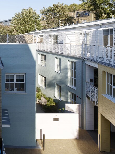 30A Highgate Rd, Londres à louer - Photo du bâtiment - Image 2 de 3