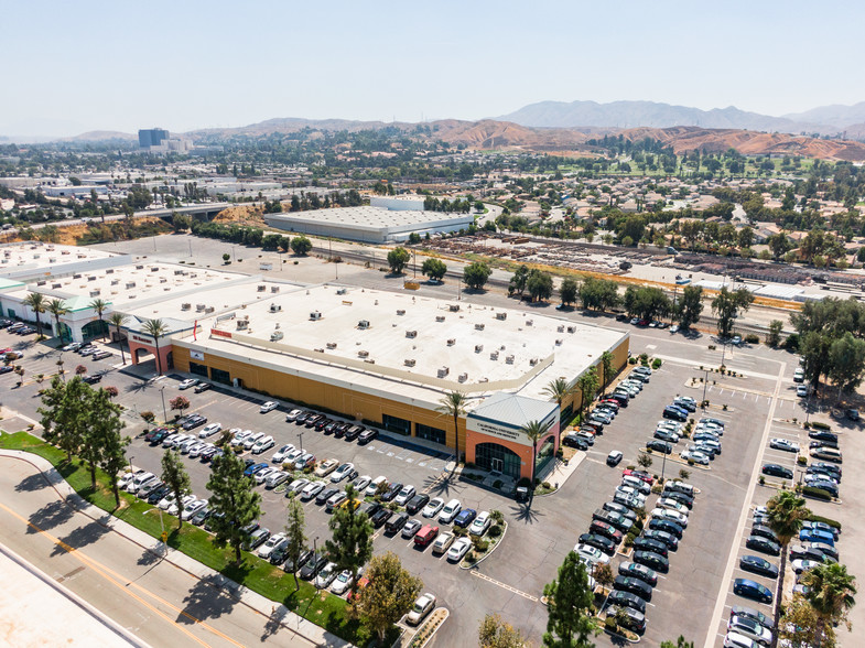 217 E Club Center Dr, San Bernardino, CA for sale - Building Photo - Image 1 of 1