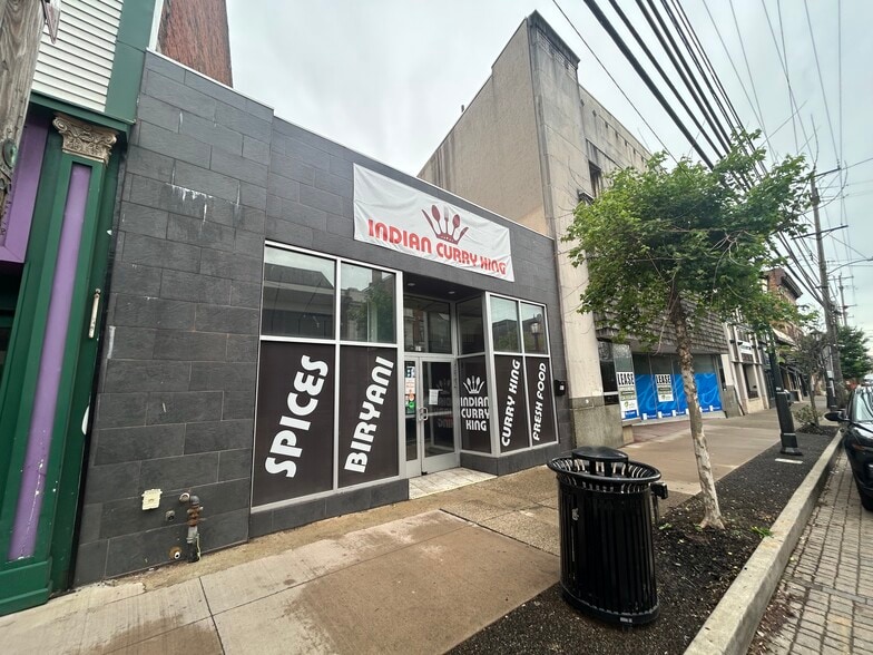 531 Lincoln Ave, Pittsburgh, PA for sale - Building Photo - Image 1 of 6
