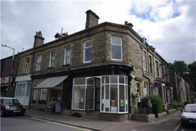 15 Burnley Rd E, Rossendale à vendre Photo principale- Image 1 de 1