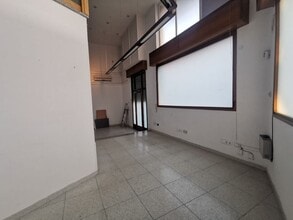Retail in Pineda de Mar, Barcelona for lease Interior Photo- Image 2 of 9