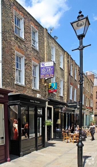 35 Camden Passage, Londres à louer - Photo du bâtiment - Image 2 de 5