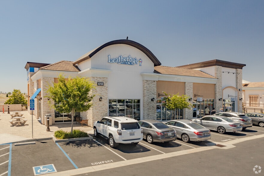 620 Twelve Bridges Dr, Lincoln, CA for lease - Building Photo - Image 2 of 5