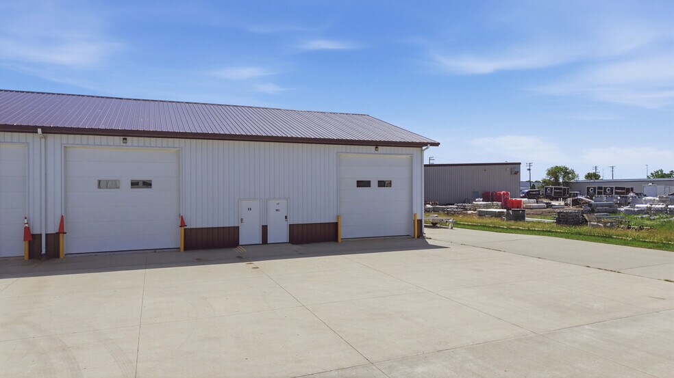 4110 14th Ave N, Fargo, ND à vendre - Photo du bâtiment - Image 1 de 20