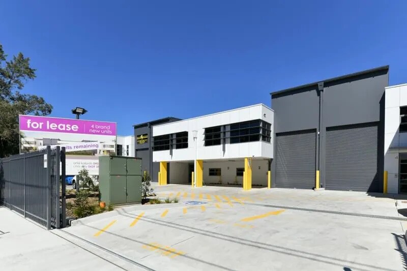 13 Greenfield St, Banksmeadow à louer - Photo du bâtiment - Image 2 de 6