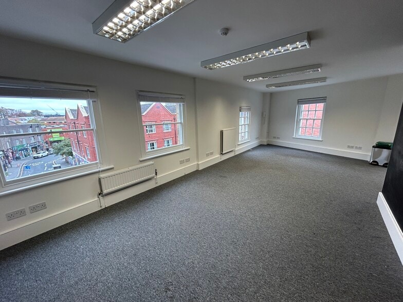 45-47 Stokes, Bristol for lease - Building Photo - Image 2 of 6