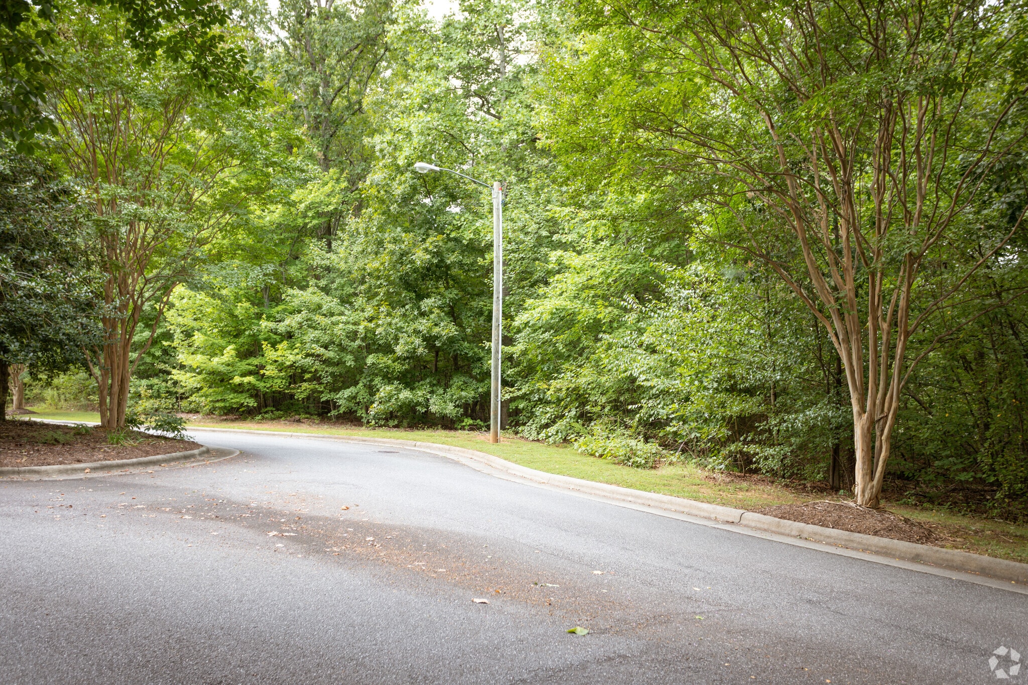 2545 15th St NE, Hickory, NC for sale Primary Photo- Image 1 of 4