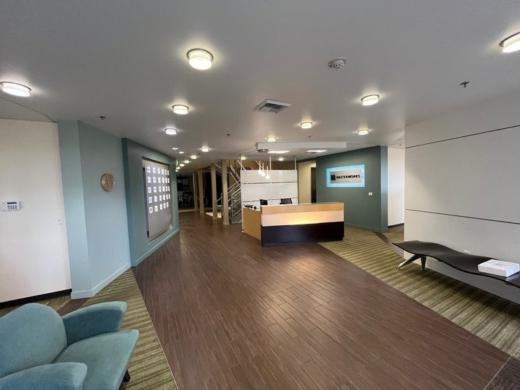 19462 Powder Hill Pl, Poulsbo, WA à louer Photo intérieure- Image 1 de 4