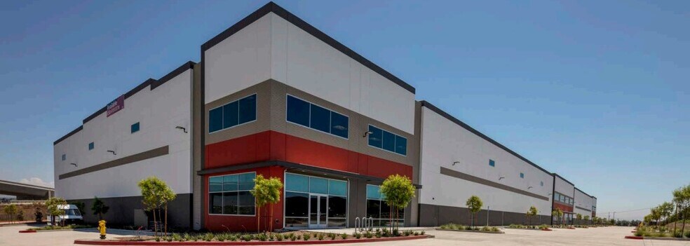 9050 Airway Rd, San Diego, CA à louer - Photo principale - Image 1 de 9
