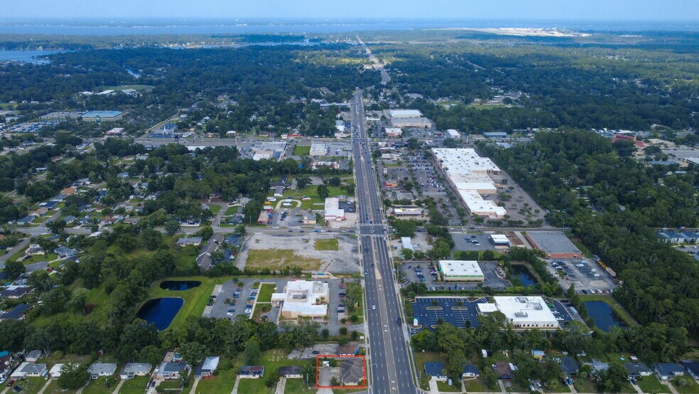 6531 103rd St, Jacksonville, FL à louer - Photo du bâtiment - Image 2 de 16
