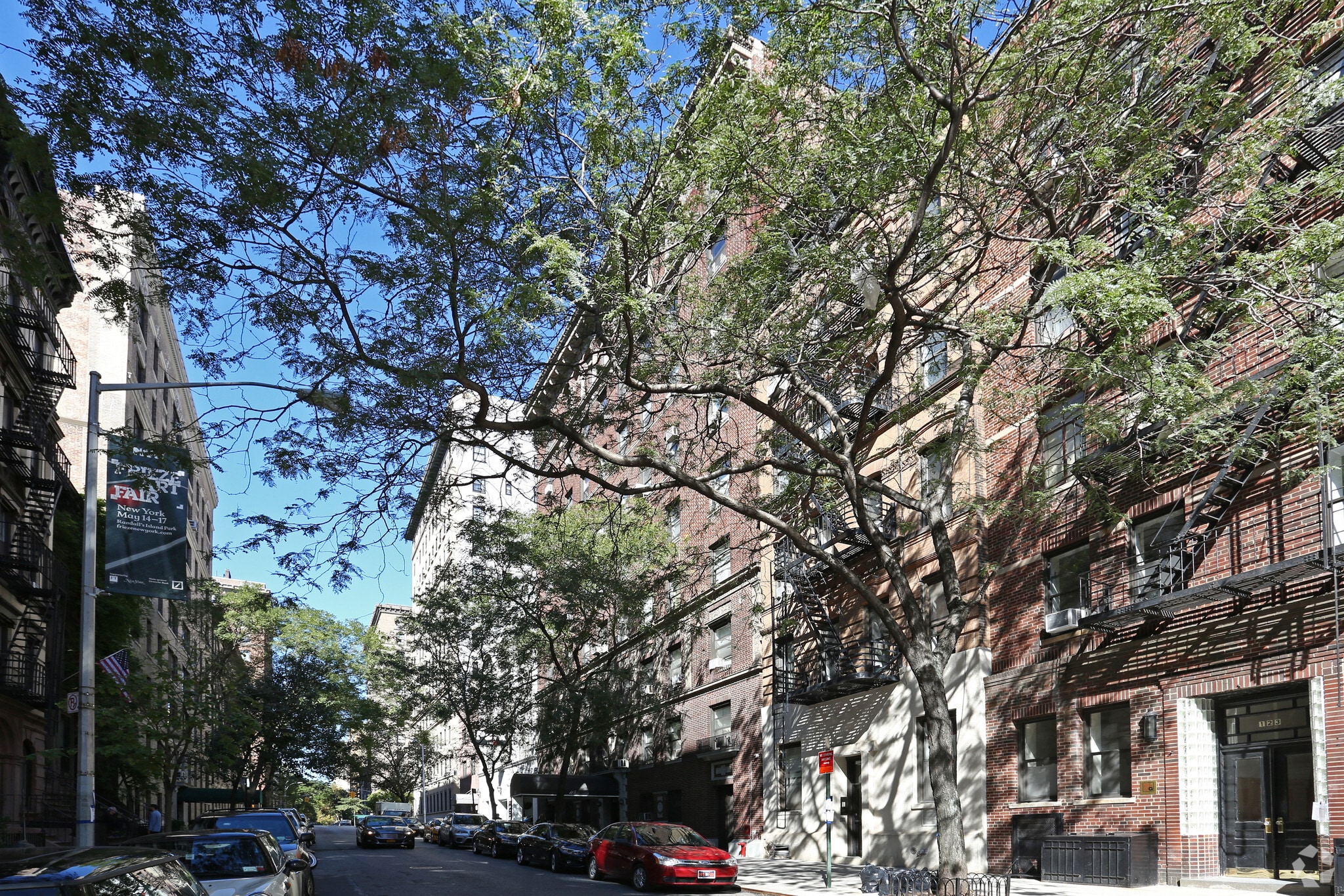 115-119 E 82nd St, New York, NY for lease Primary Photo- Image 1 of 9