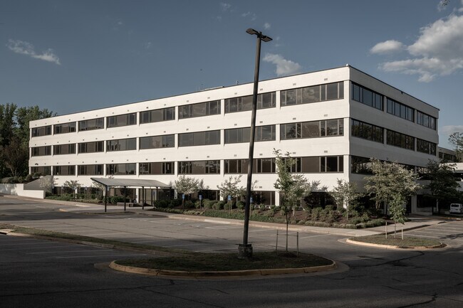 More details for 3299 Woodburn Rd, Annandale, VA - Office for Lease