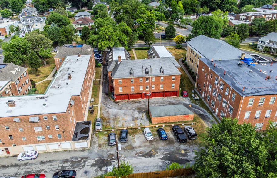 1712 Grandin Rd SW, Roanoke, VA for sale - Building Photo - Image 3 of 12