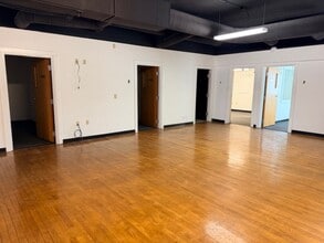 464 Putney Rd, Brattleboro, VT for lease Interior Photo- Image 1 of 4