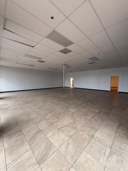 2228 Trenton Rd, McAllen, TX à louer - Photo du bâtiment - Image 3 de 13