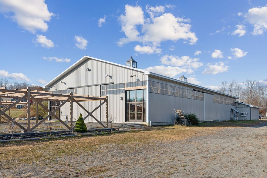 78 Hussey Hill Rd, Oakland, ME for sale - Building Photo - Image 2 of 14