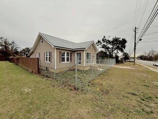 Plus de détails pour 66 W Coffee St, Hazlehurst, GA - Bureau à vendre