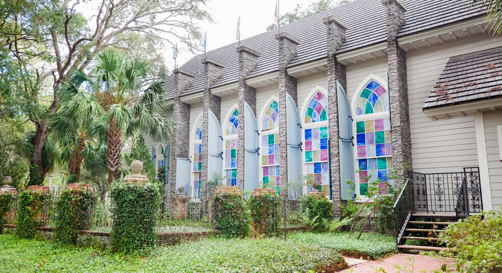 219 Highway 51 NE, Steinhatchee, FL à vendre - Photo du bâtiment - Image 3 de 44