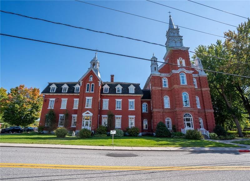 1395 Rue Notre-Dame, Saint-cesaire, QC à vendre - Photo du bâtiment - Image 2 de 27