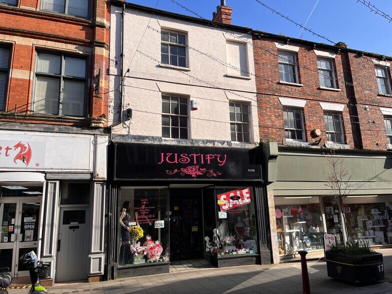 13 Cartergate, Newark à louer - Photo du bâtiment - Image 2 de 2