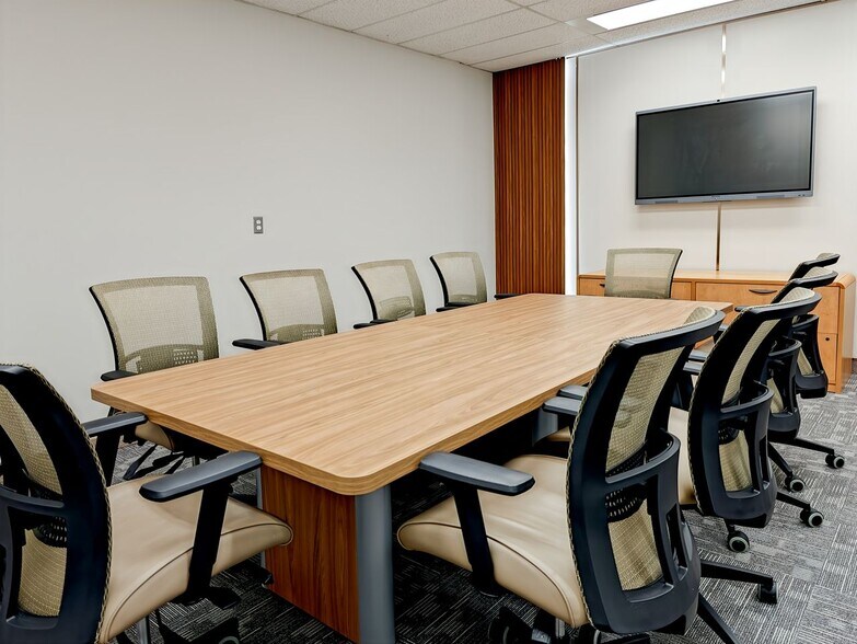 7300 Warden Ave, Markham, ON à louer - Photo intérieure - Image 2 de 15