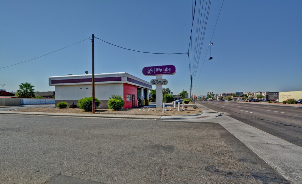 1645 N 51st Ave, Phoenix, AZ for sale - Building Photo - Image 3 of 8