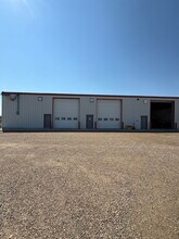 5501 55 St, Bonnyville, AB à louer Photo intérieure- Image 1 de 9