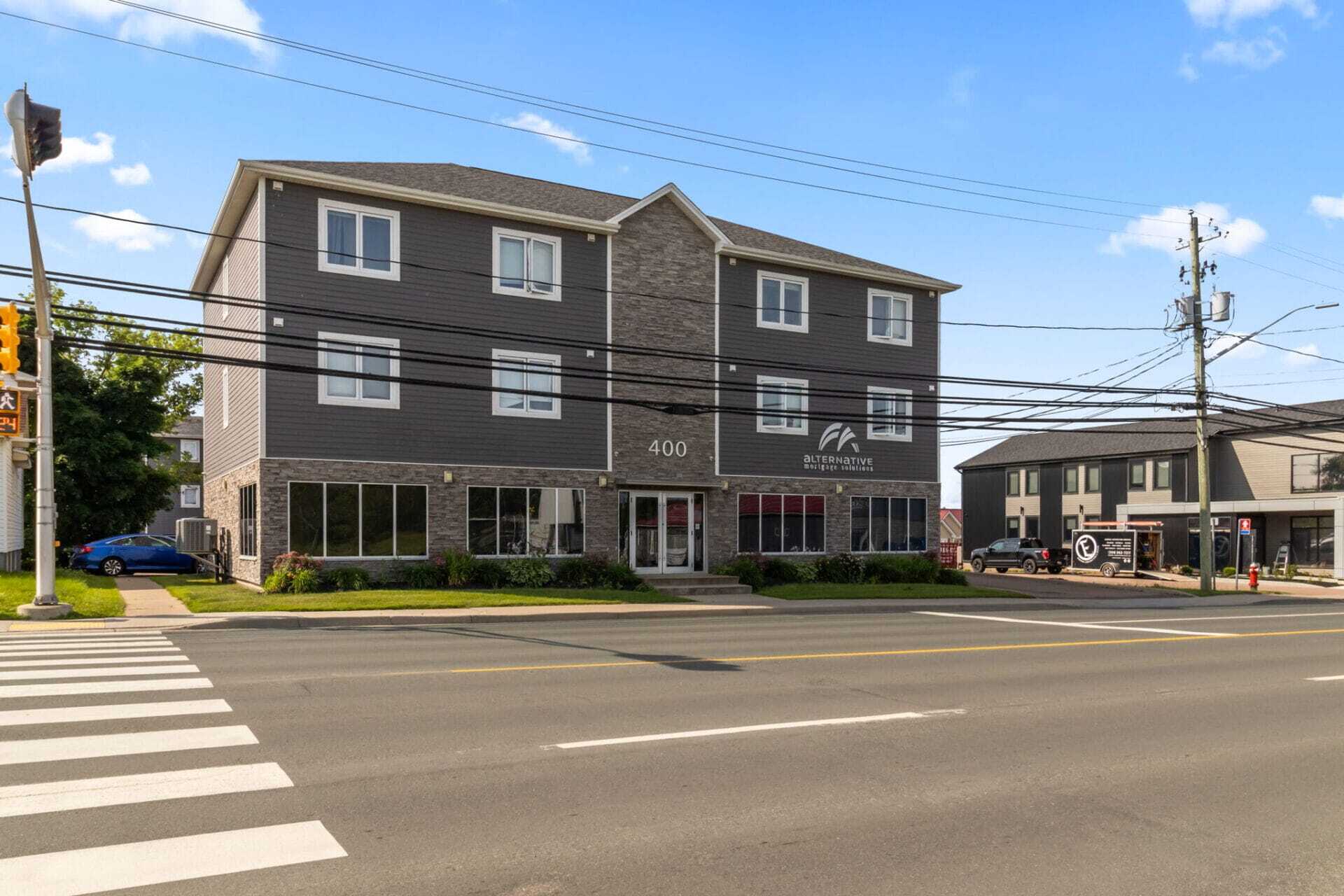 400 Champlain St, Dieppe, NB à vendre Photo du bâtiment- Image 1 de 1